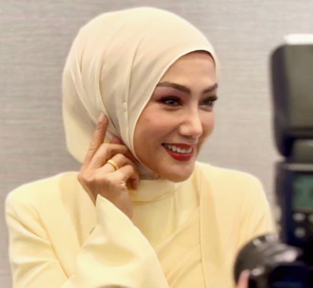 Erra Fazira harap “Cinta Abadi” hingga ke jannah
