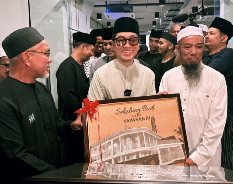 Pembinaan Surau Ar-Rijal hasil sumbangan orang ramai, sudah beroperasi