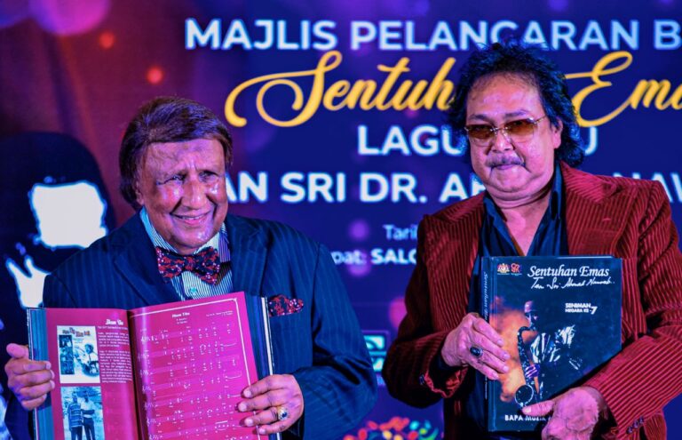 Allahyarham Ahmad Nawab kongsi ilmu menerusi buku