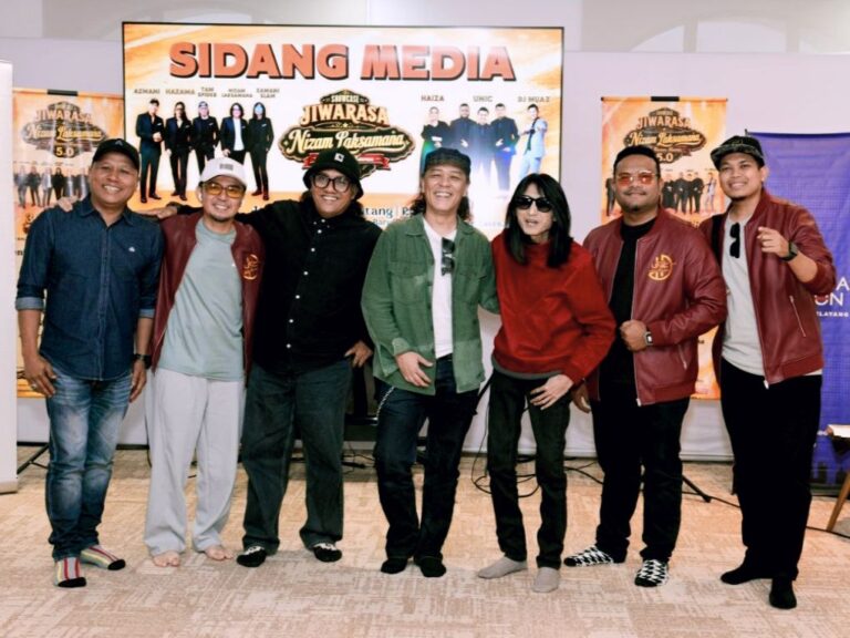 Showcase JRNL, berhibur sambil beramal
