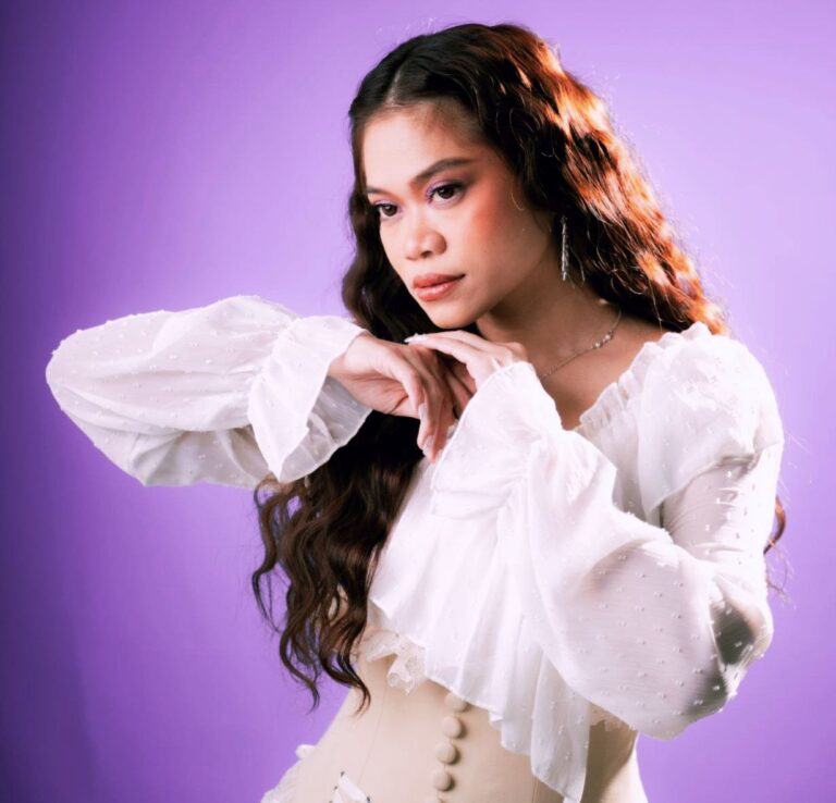 Fiza Thomas ‘tunjuk taring’ sebagai pencipta lagu