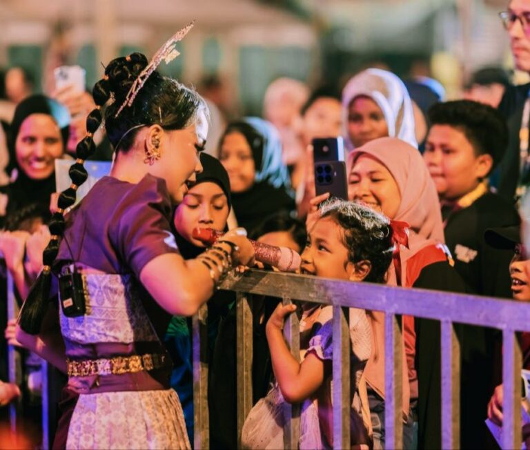 Wani Kayrie, Asmidar, Wany Hasrita meriahkan Cultural Night, MAHA